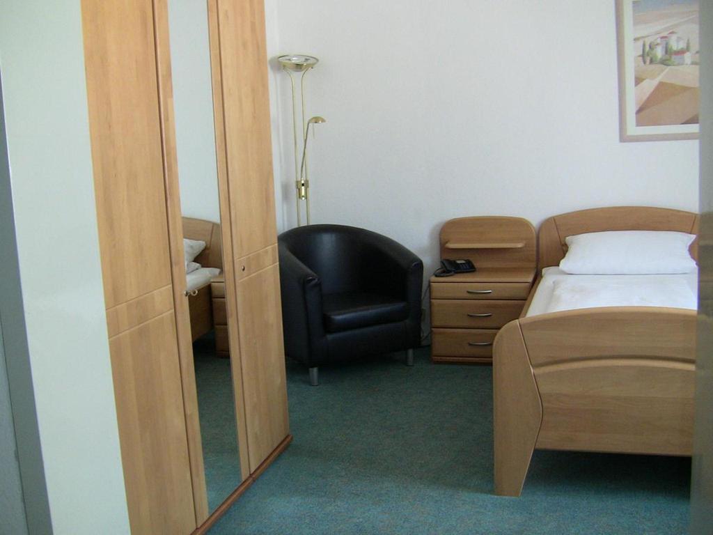 Hansa-Hotel Neuss Værelse billede